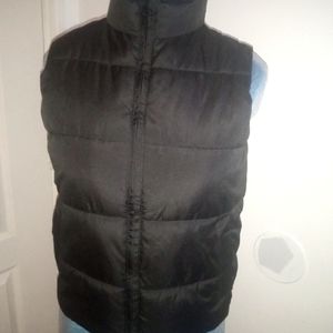 Black old navy vest size 8 for boys